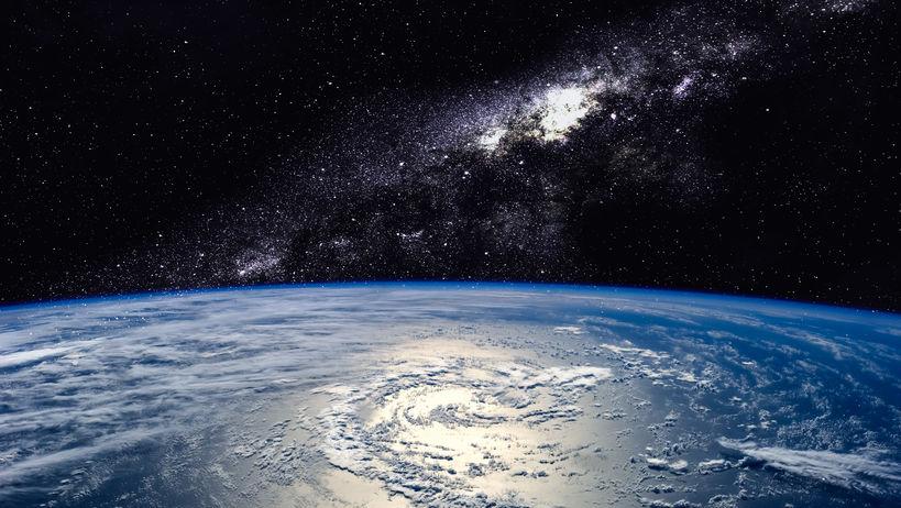 Flat Earthers Spend $20K To Prove Earth Is Flat...