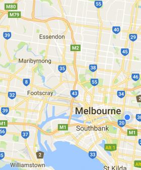 SEVENTEEN Melbourne Suburbs On Alert As Fire Blazes, Crews On Site