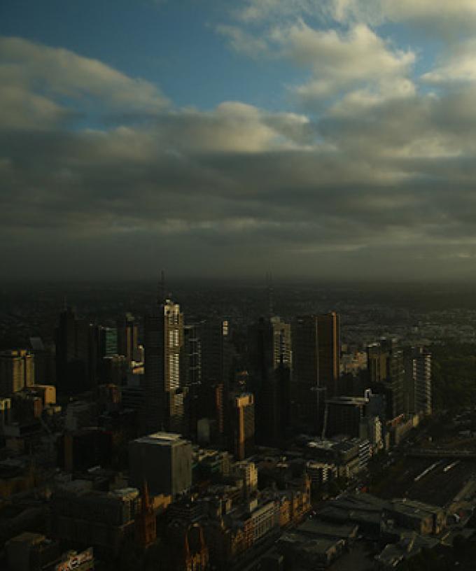 Severe Weather Warning Issued For Sweltering Melbourne