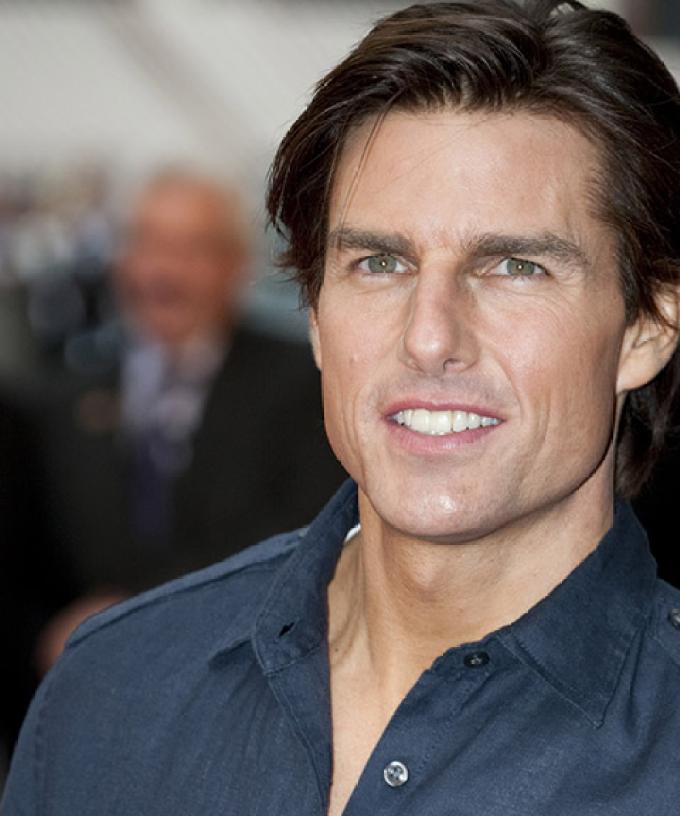 Tom Cruise Does Not Look Like This Anymore