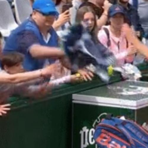 This Adult's Shameless Act At The French Open Has Gone Viral