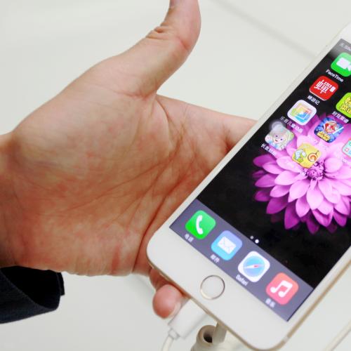 Apple May Finally Be Ditching the Most Hated iPhone Feature