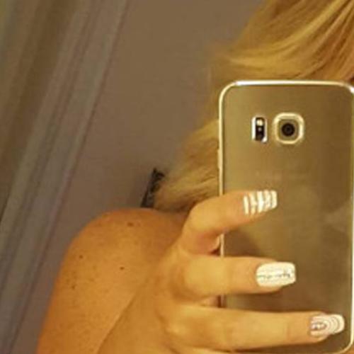 Anastacia's Nude Selfie After Twice Beating Breast Cancer