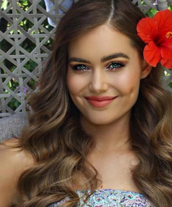 Haters Take Aim At New Miss Universe Australia Costume