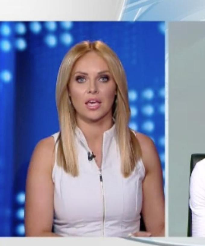 Channel Nine Reporters At War Over Wardrobe