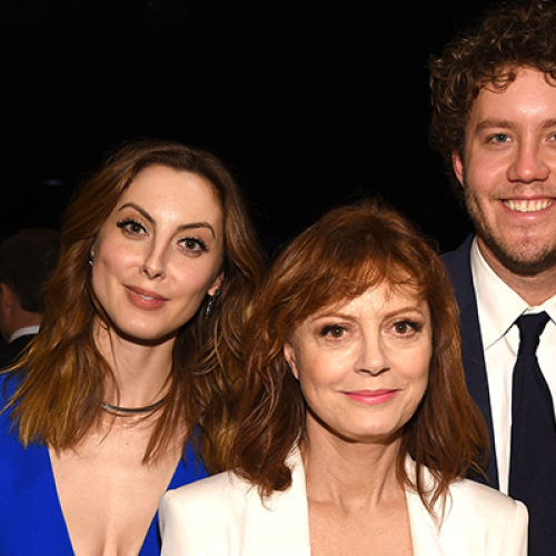 Susan Sarandon In Mourning After 55YO Brother Dies Suddenly
