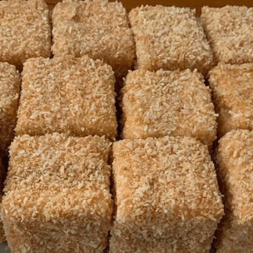 Everyone Is Obsessed With This Caramilk Lamington Recipe