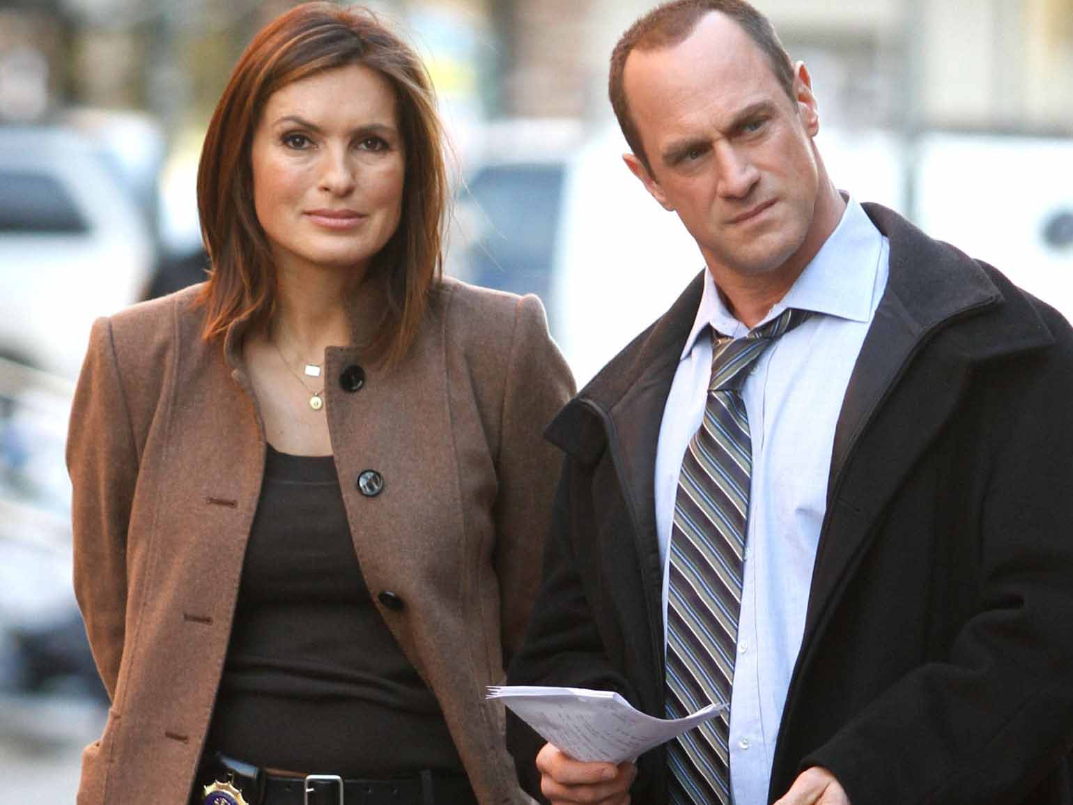 No Joke, This Is The 'Law &amp; Order SVU' Reunion We All Deserve