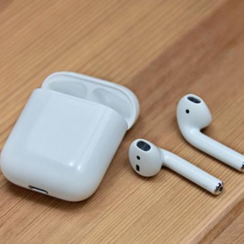Apple AirPods Are Coming Back To eBay For Just $99 So It's Time To Go Wireless!