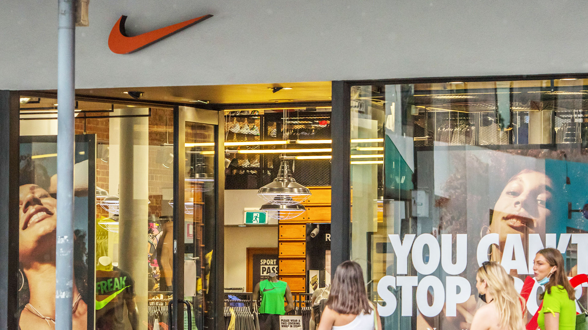 nike store south melbourne