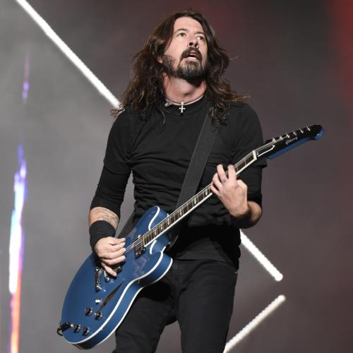 Watch Foo Fighters Break Into Impromptu Cover Of Stairway To Heaven