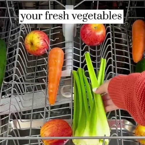 Aussie Mum Divides The Internet By Rinsing Her Vegetables In The DISHWASHER!