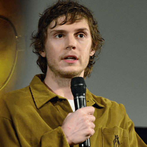 Evan Peters Wants To Be In A Rom-Com Following Role As Jeffrey Dahmer