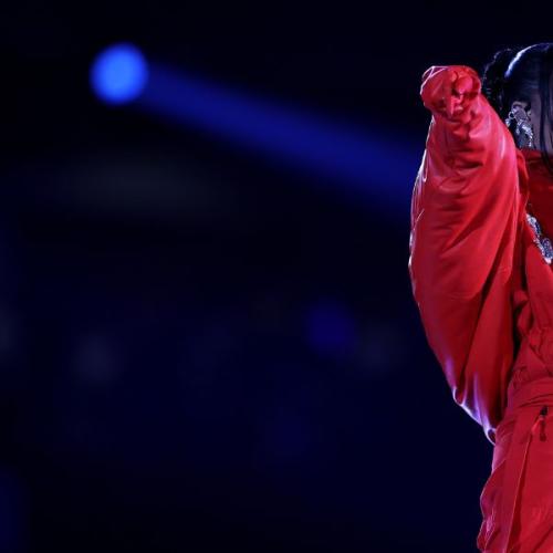Rihanna Confirms She’s Pregnant After Her Super Bowl Performance