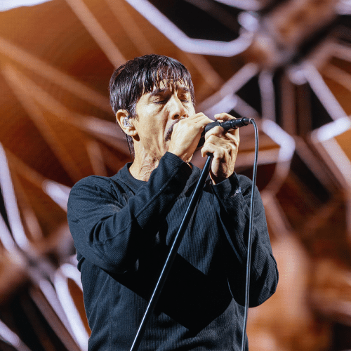 Southern Cross Station Erupts In Song After Red Hot Chilli Peppers Concert