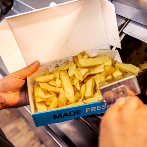 We Knew Fried Food Was Bad, But This Might Get You Avoiding Hot Chips Forever