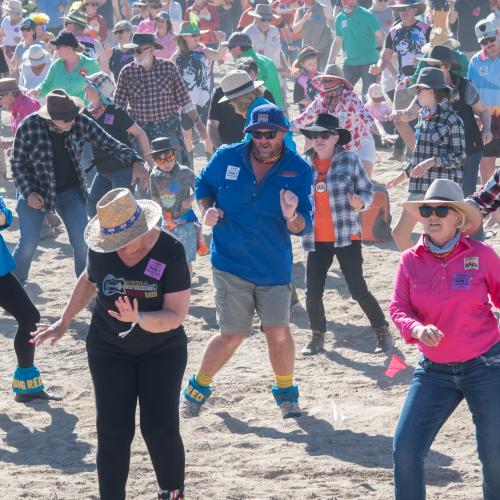 Thousands of Australians Smash Nutbush World Record