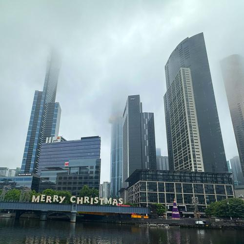 Airport Chaos As Thick Fog Covers Melbourne